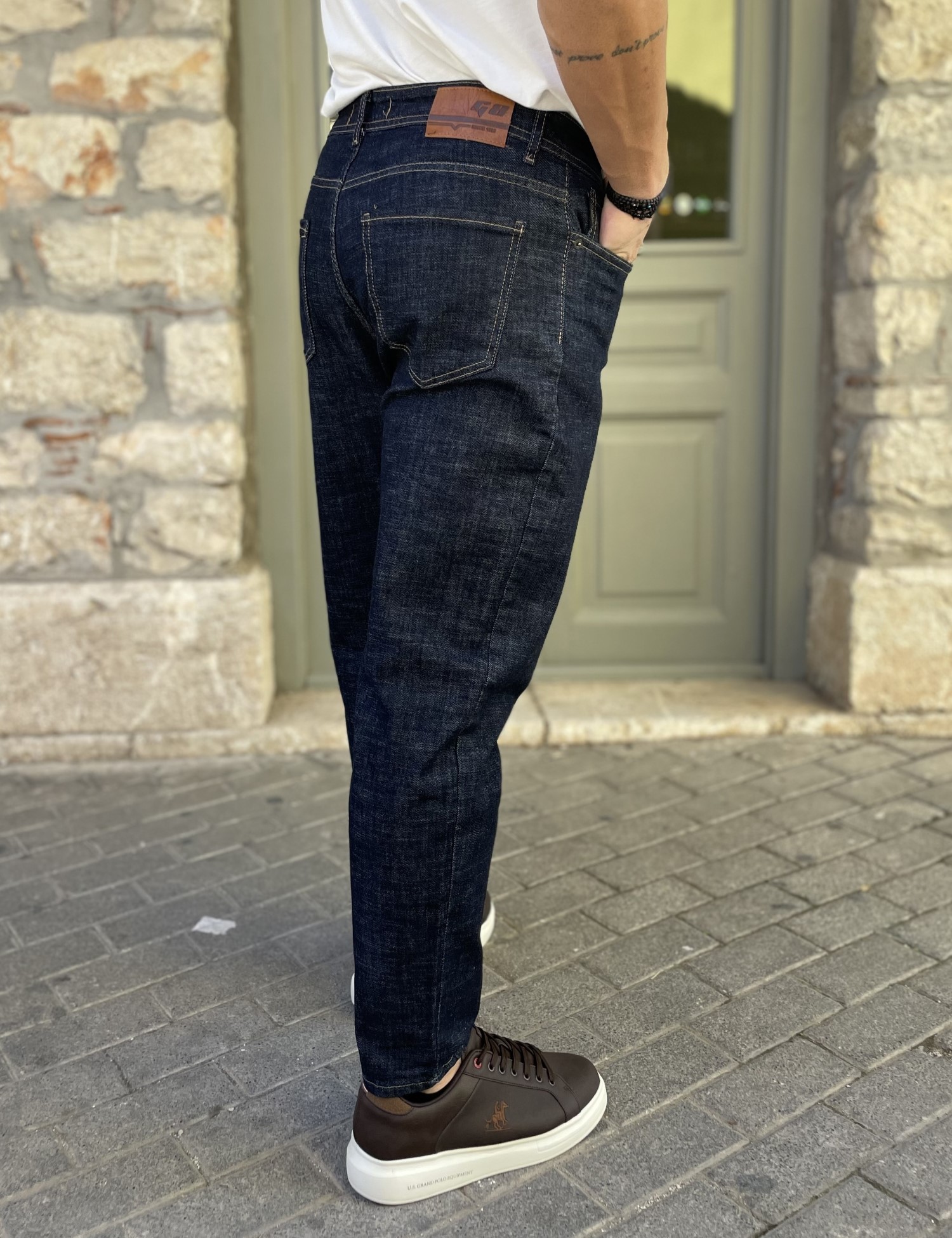 Ανδρικό σκούρο μπλε ελαστικό loose τζιν πεντάτσεπο με φερμουάρ G88104 φωτογραφία